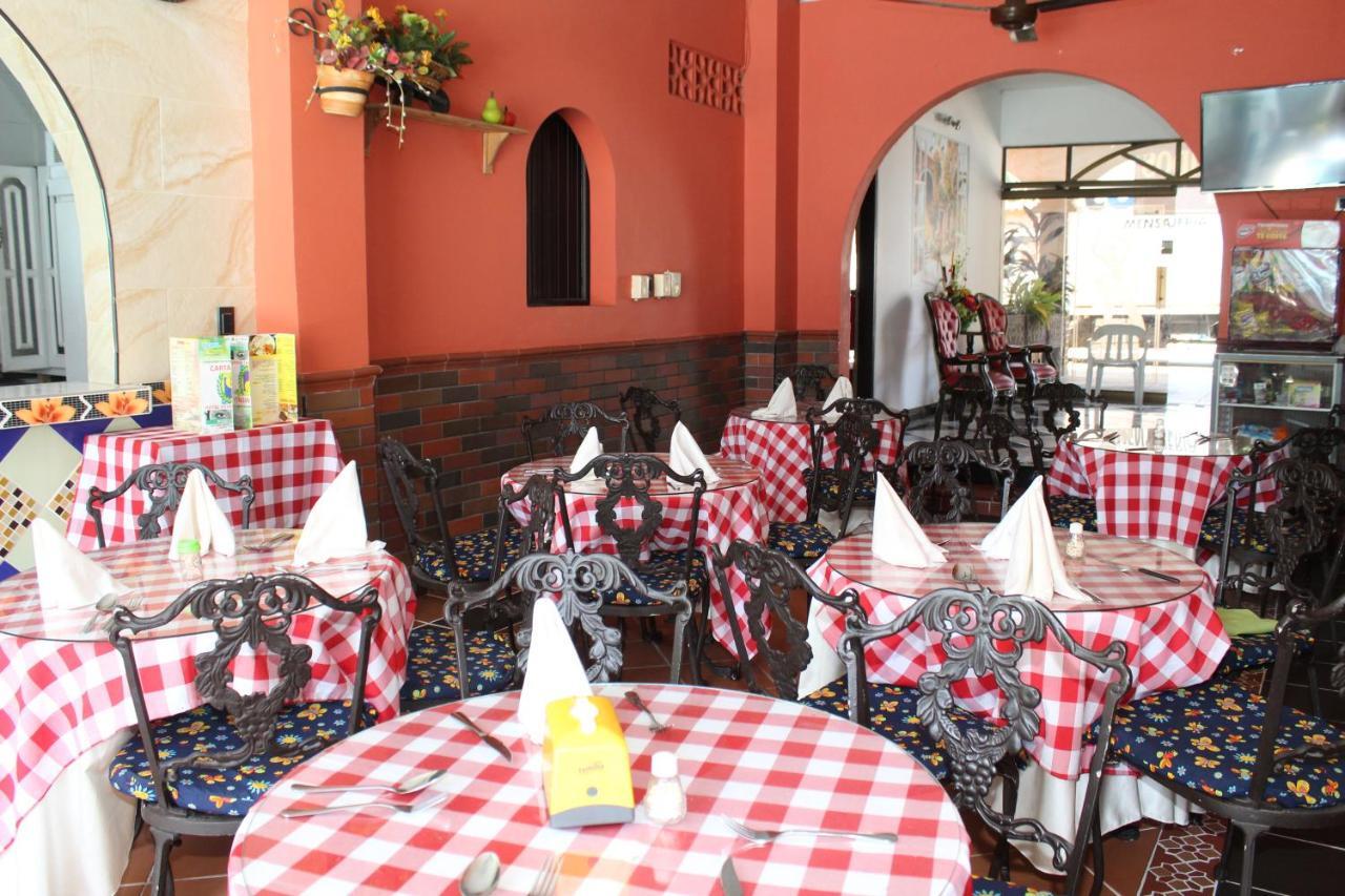 Hotel Villa Del Rosario Nuevo ميلغار المظهر الخارجي الصورة